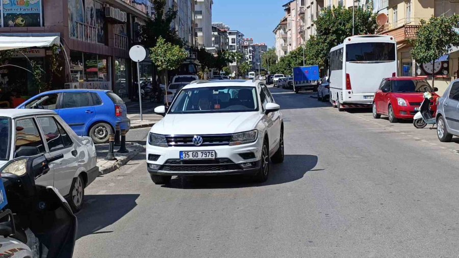 Manavgat’ta Motosiklet Kazası: 1 Yaralı