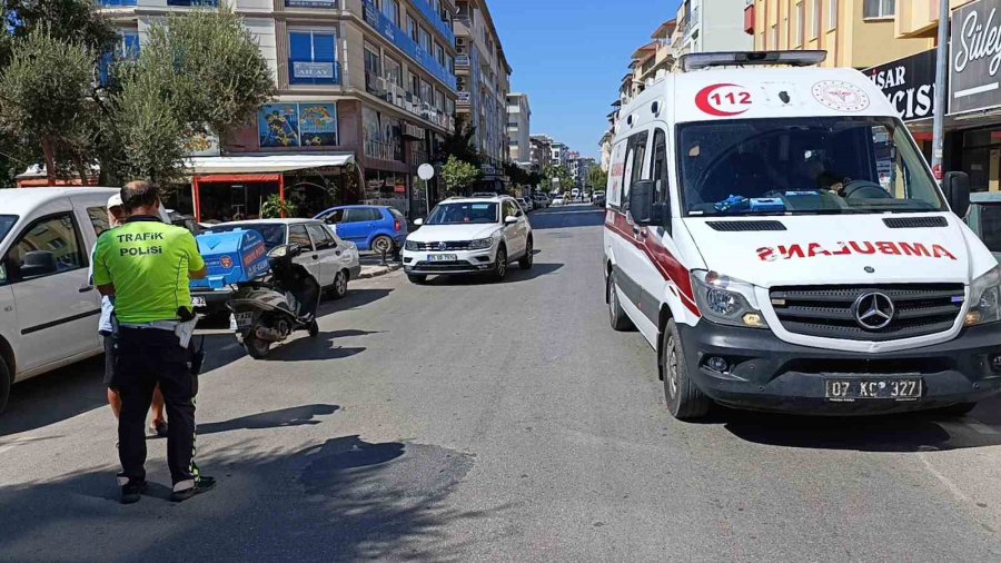 Manavgat’ta Motosiklet Kazası: 1 Yaralı