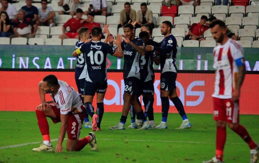 Trendyol Süper Lig: Antalyaspor: 0 - Fenerbahçe: 2 (maç Sonucu)