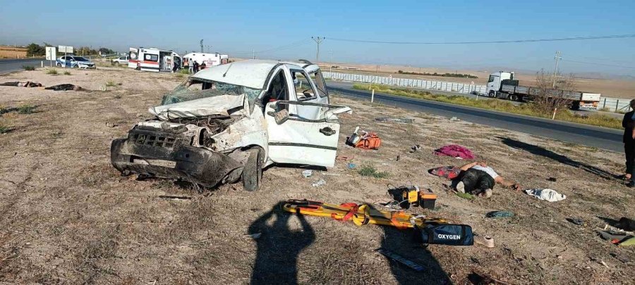 Konya’da Feci Kaza: 2 Ölü, 3 Yaralı