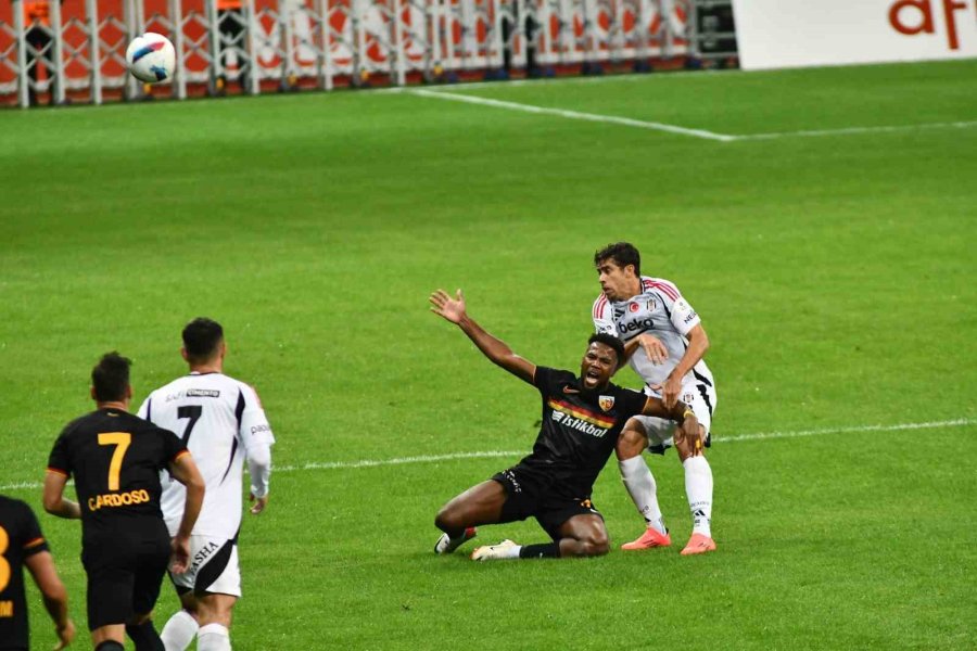 Trendyol Süper Lig: Kayserispor: 0 - Beşiktaş: 0 (ilk Yarı)