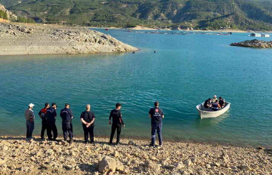 Karaman’da Baraj Gölüne Giren 17 Yaşındaki Genç Boğuldu