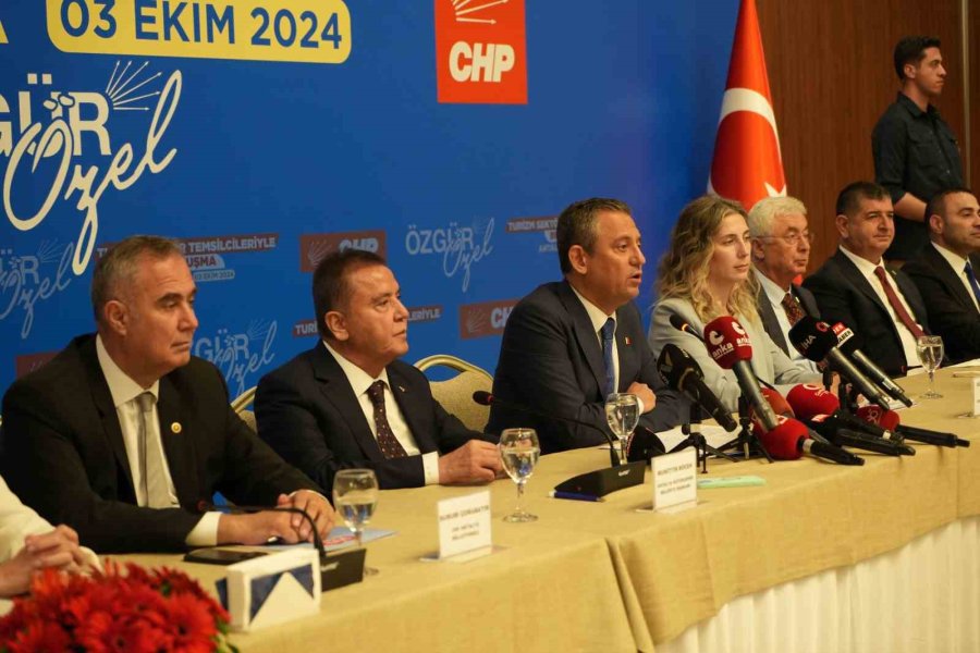 Chp Genel Başkanı Özel: "parka Havuza Yola Sigara Atılınca Da Füze Atılmış Gibi Zarar Veriyor"