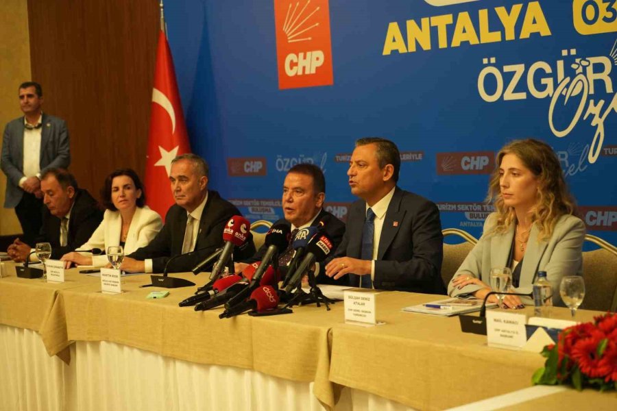 Chp Genel Başkanı Özel: "parka Havuza Yola Sigara Atılınca Da Füze Atılmış Gibi Zarar Veriyor"