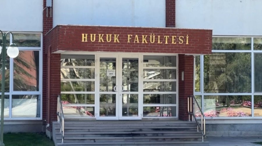 Ders Çıkışı Fenalaşan Üniversite Öğrencisi Hayatını Kaybetti