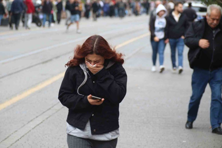 Mevsim Geçişlerinde Hastalıktan Korunmak İçin Uzmanından Tavsiyeler