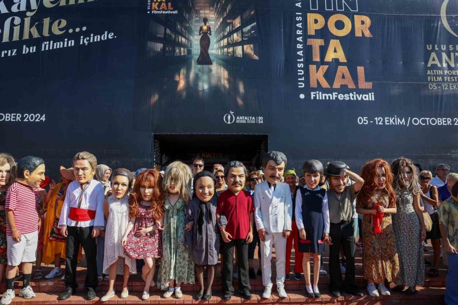 "altın Portakal Film Festivali" Geleneksel Kortejiyle Başladı