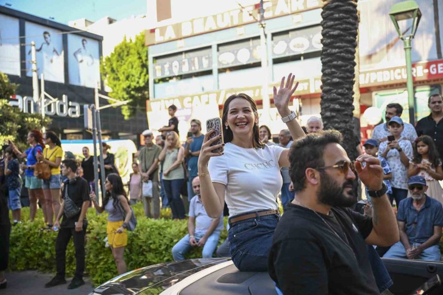 "altın Portakal Film Festivali" Geleneksel Kortejiyle Başladı