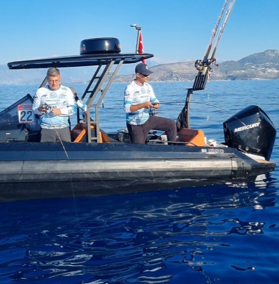 Kumluca’da En Büyük Balığı Yakalama Yarışması