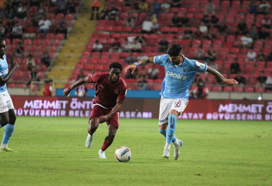 Trendyol Süper Lig: Hatayspor: 1 - Trabzonspor: 0 (maç Devam Ediyor)