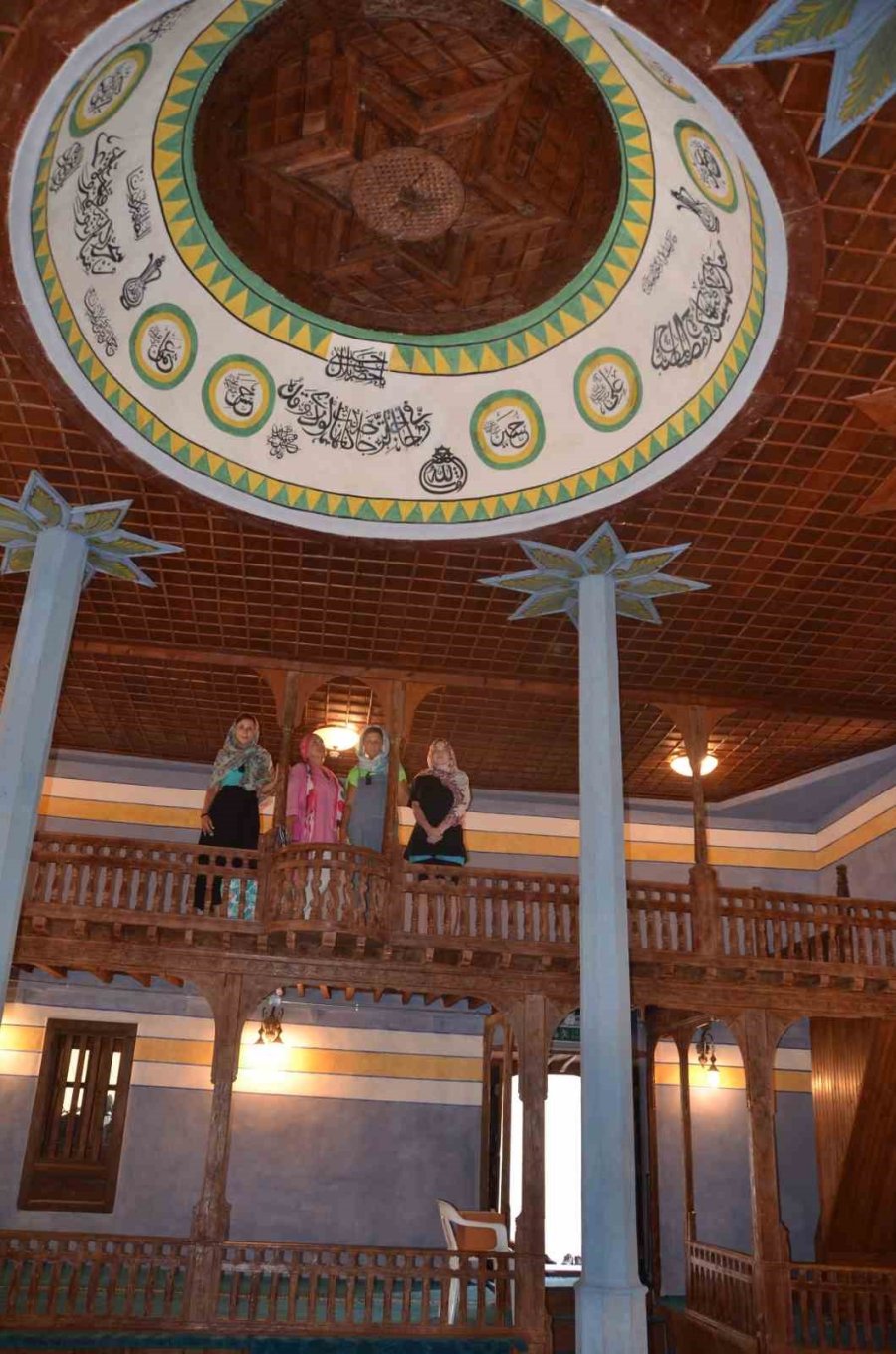 Antalya’daki 600 Yıllık Sarıhacılar Camii Yıllara Meydan Okuyor