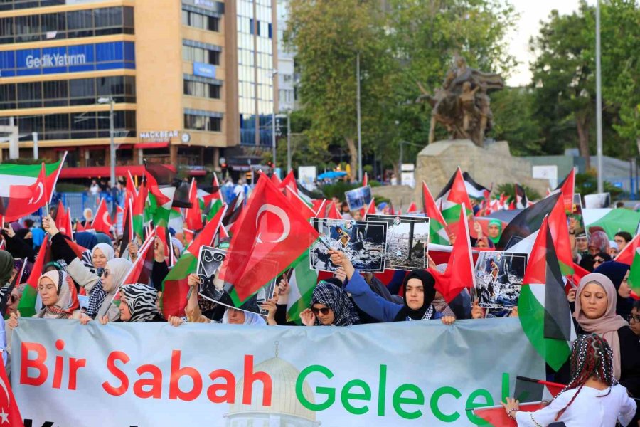 Antalya’da Filistin’e Destek Yürüyüşü