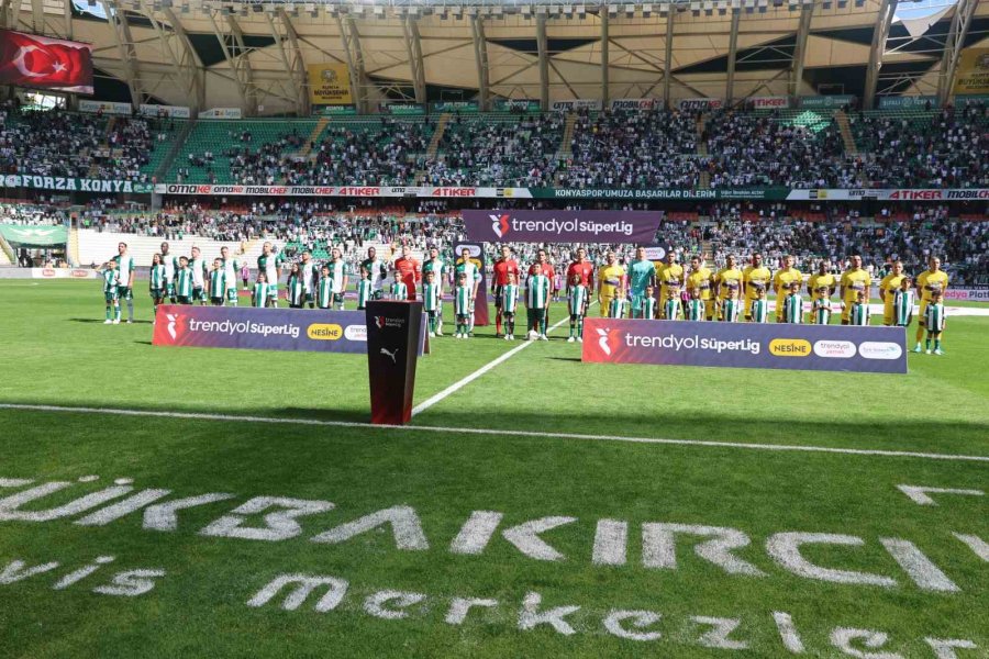 Trendyol Süper Lig: Konyaspor: 0 - Eyüpspor: 0 (ilk Yarı )