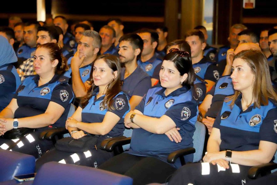 Alanya Belediyesi Zabıta Personeline Eğitim Semineri