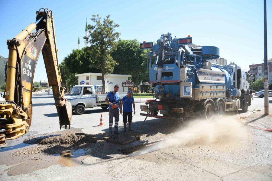 Kepez’de Su Baskınlarına Karşı Etkin Mücadele