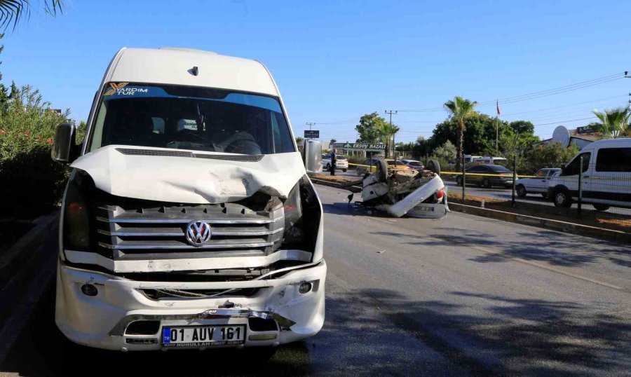 Antalya’da Feci Kaza: Takla Atıp Tel Bariyerleri Aşarak Karşı Yöne Geçen Aracın, İki Araca Çarpması Sonucu 2 Kişi Yaralandı