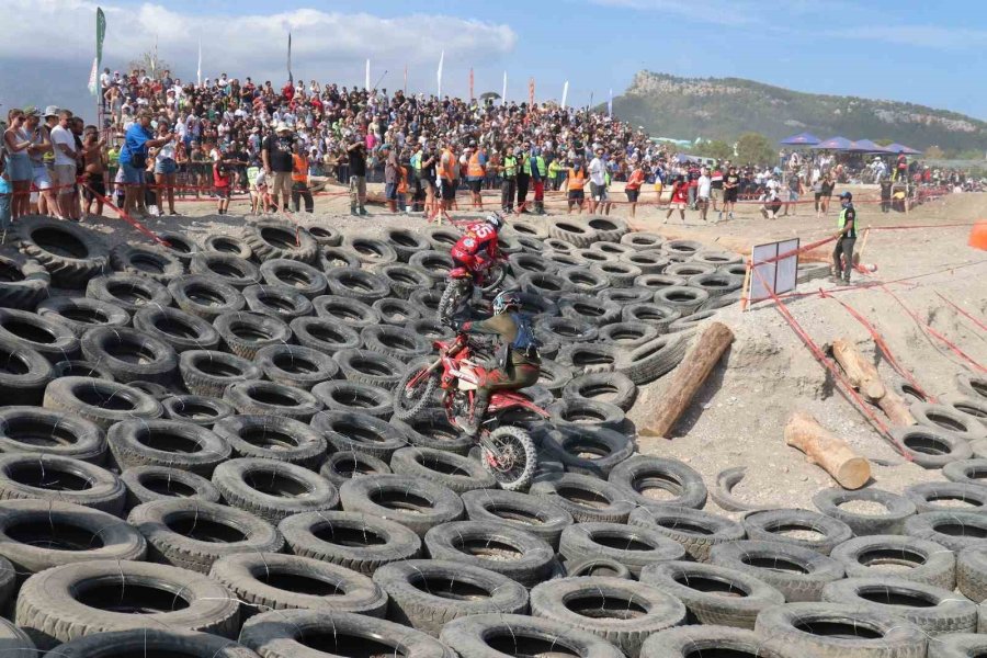 Sea To Sky Enduro Motosiklet Yarışı’nda İlk Günün Lideri Billy Bolt