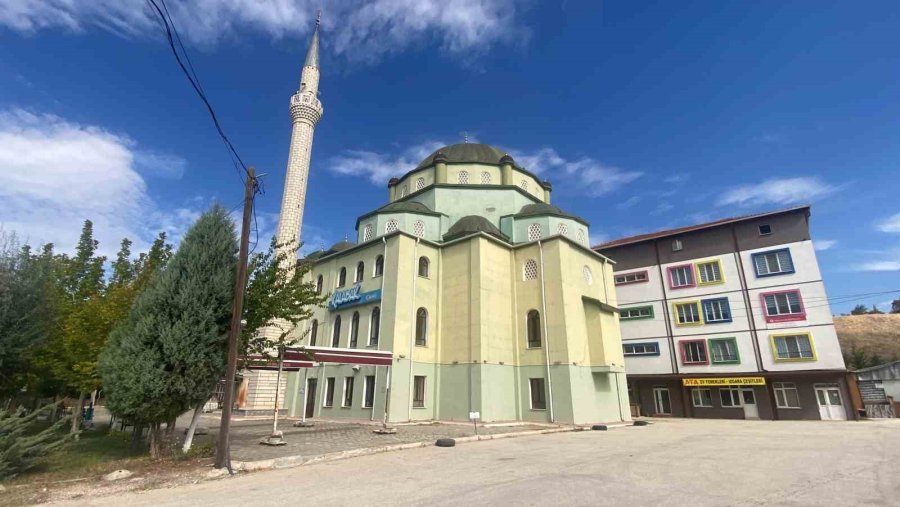 Eskişehir’de Cami Kurşunlandı