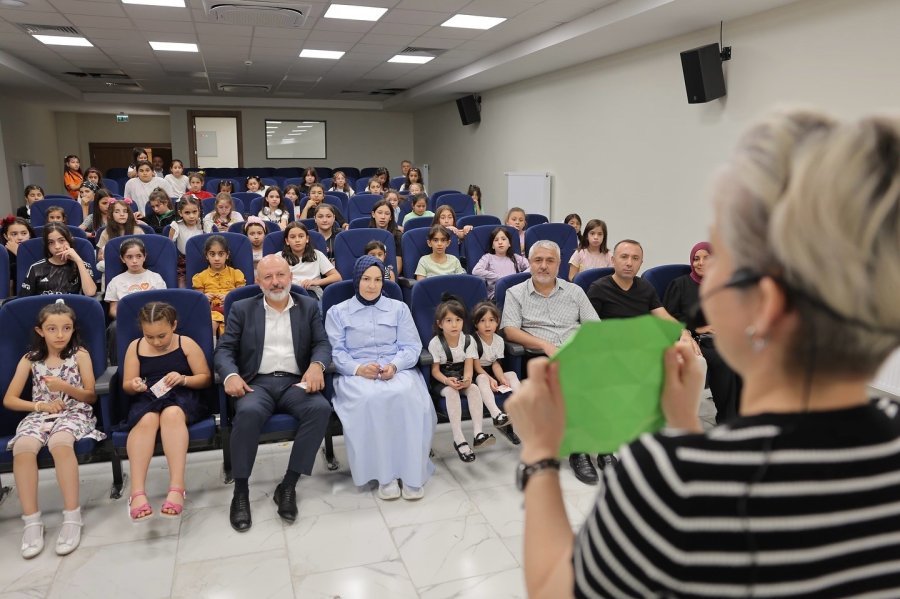 Başkan Çolakbayrakdar, “çocuklarımızı, Geleceğin Güçlü Türkiye’sine Hazırlıyoruz”