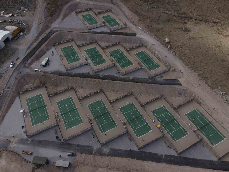 Erciyes, İlk Kez Uluslararası Tenis Turnuvasına Ev Sahipliği Yapacak