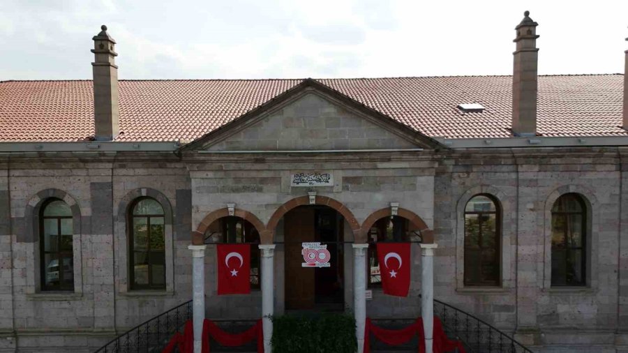 Atatürk’ün Açtığı Hastane Binası 1 Asırdır Ayakta