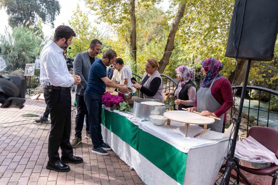 Tarsus’un Tarihi Ve Gastronomisi Tanıtıldı