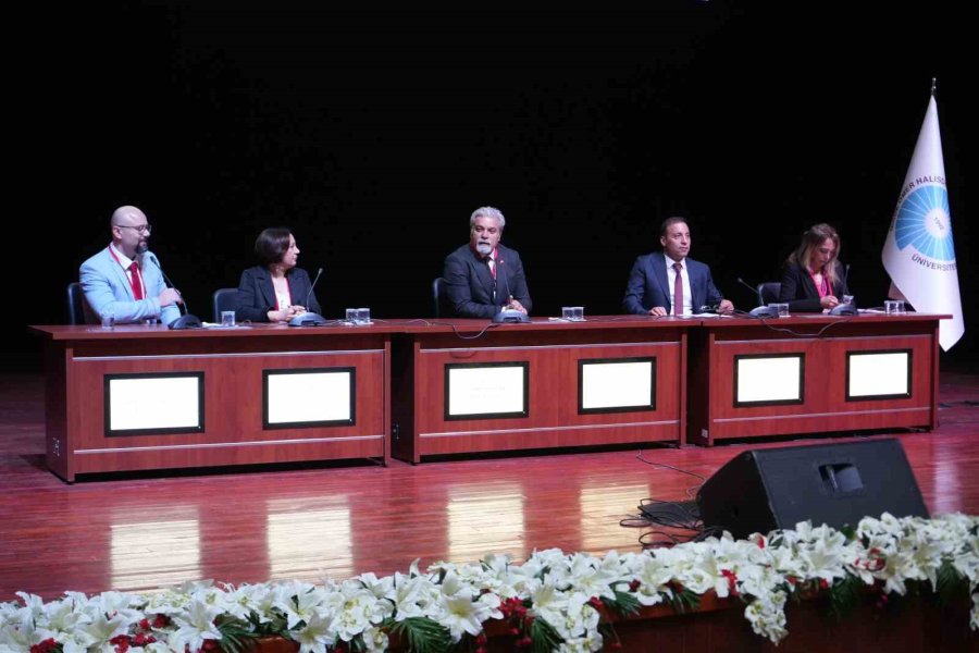 Niğde Ömer Halisdemir Üniversitesi’nde Kadın Hakları, Sorunları Ve Çözümleri Konuşulacak