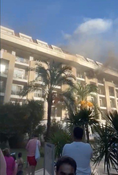 Antalya’da Otelde Yangın