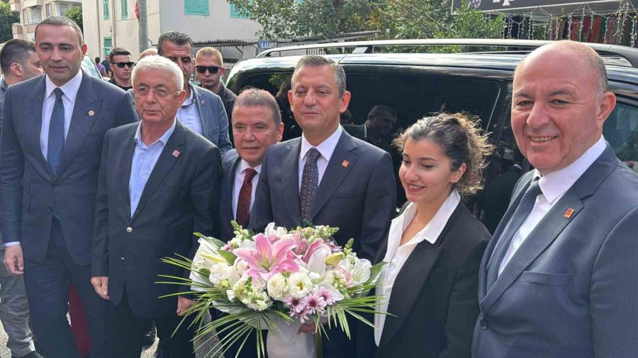 Chp Genel Başkanı Özgür Özel, Antalya’ya Geldi