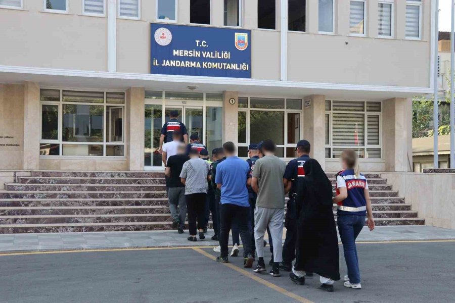 Mersin Merkezli 9 İlde Deaş Operasyonu: 13 Gözaltı