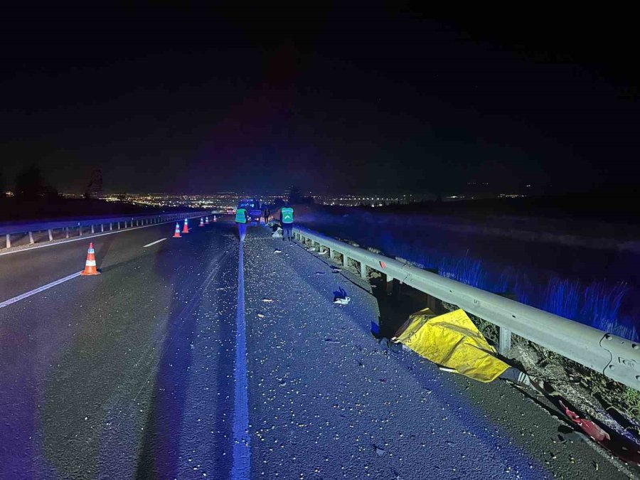 Otomobilin Çarpıp Kaçtığı Motosikletin Sürücüsü Hayatını Kaybetti