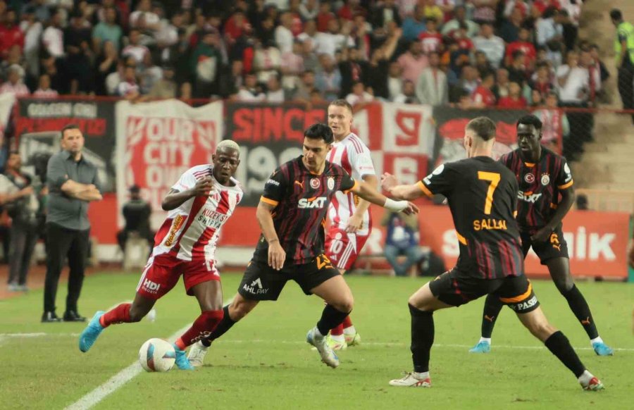 Trendyol Süper Lig: Antalyaspor: 0 - Galatasaray: 3 (maç Sonucu)