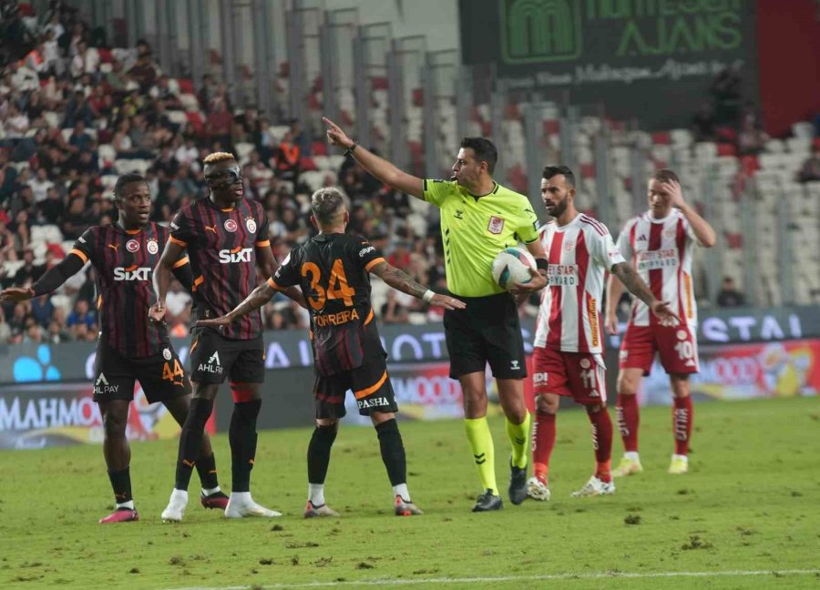 Trendyol Süper Lig: Antalyaspor: 0 - Galatasaray: 3 (maç Sonucu)