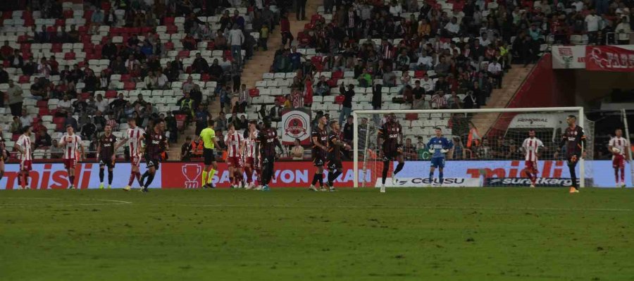 Trendyol Süper Lig: Antalyaspor: 0 - Galatasaray: 3 (maç Sonucu)