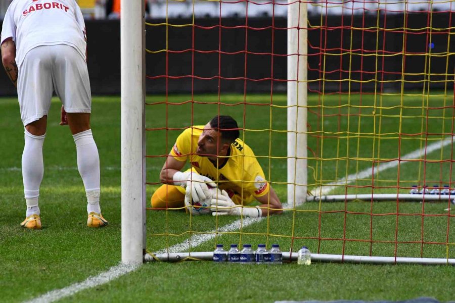 Trendyol Süper Lig: Kayserispor: 1 - Gaziantep Fk: 2 (ilk Yarı)