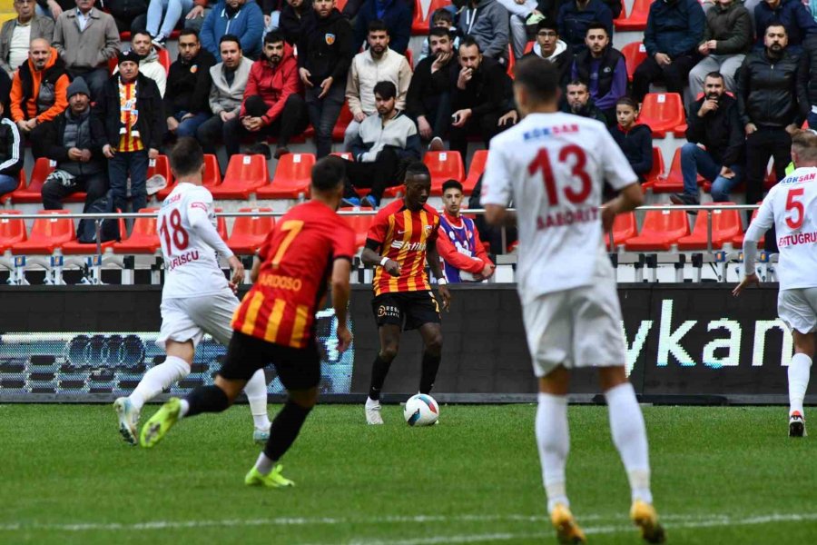 Trendyol Süper Lig: Kayserispor: 1 - Gaziantep Fk: 2 (ilk Yarı)