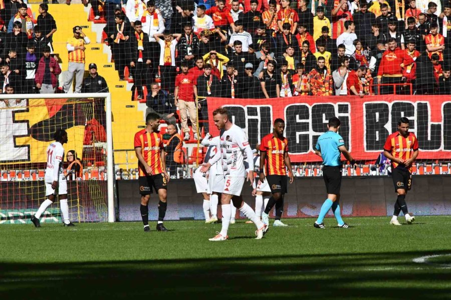 Trendyol Süper Lig: Kayserispor: 1 - Gaziantep Fk: 2 (ilk Yarı)