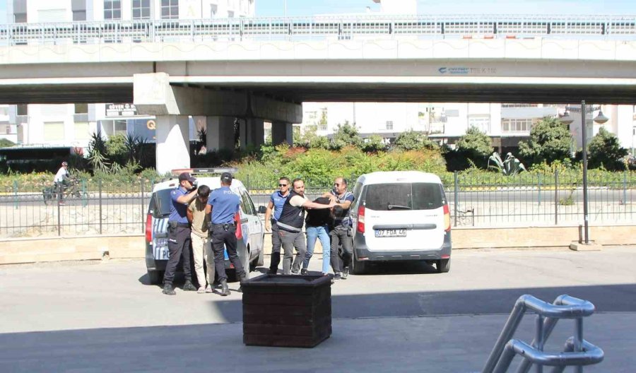 Polise Silahlı Saldırıda Şüpheliler Tutuklandı