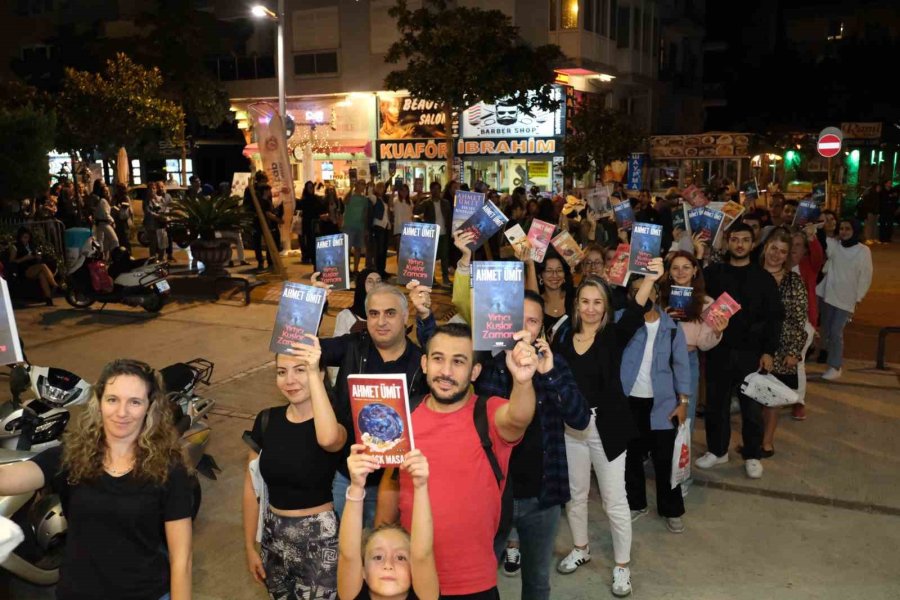 Alanya Kitap Fuarı’na Büyük İlgi