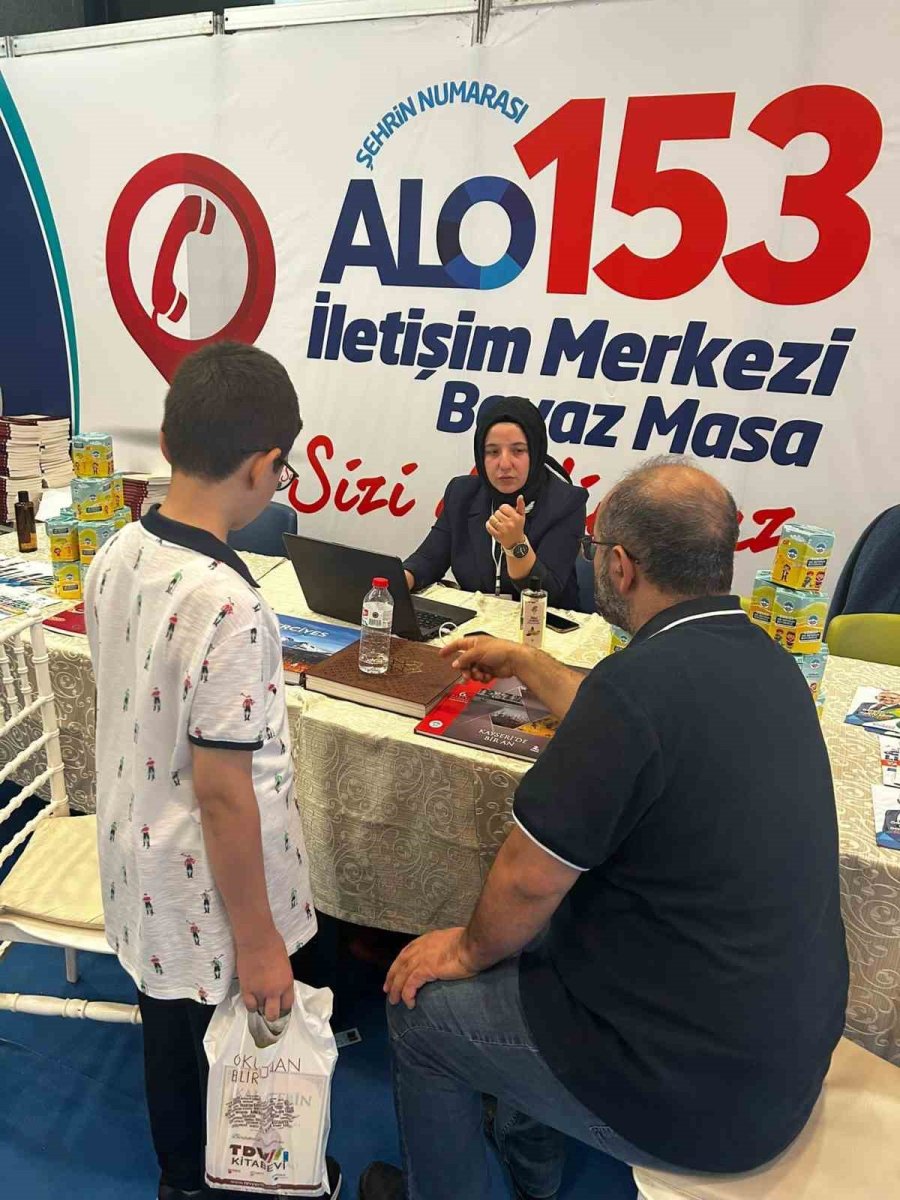 Büyükşehir Alo 153 Ve Beyaz Masa, Rekorlar Kıran Kitap Fuarı’nda Yoğun İlgi Gördü