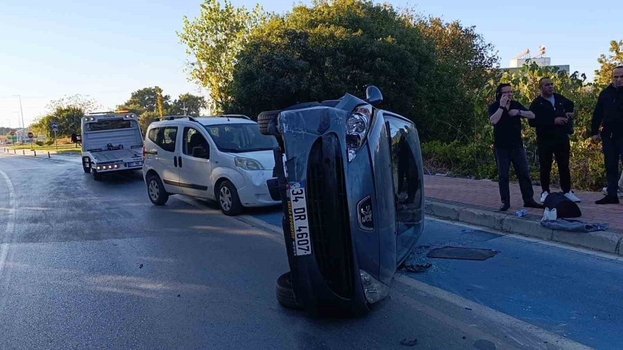 Kaza Yapan Arkadaşına Yardım Etmek İsterken Başka Bir Kazaya Neden Oldu