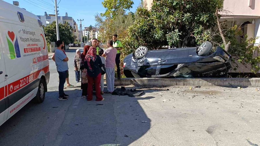 İstinat Duvarına Çarptı, Bahçeye Uçup Ters Döndü