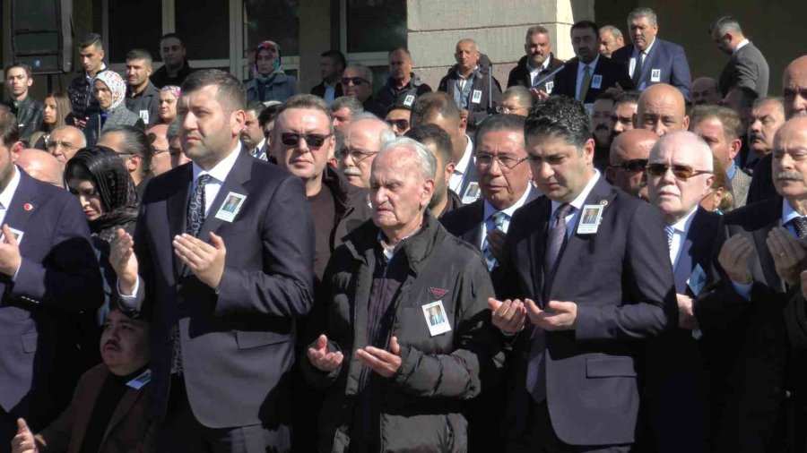 Vefat Eden Eski Bakan İçin Kayseri’de Tören Düzenlendi