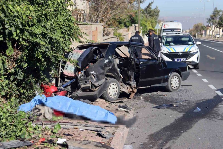 Kayseri’de Kaza Yapan Tofaş Perte Çıktı: 1 Ölü, 3 Yaralı