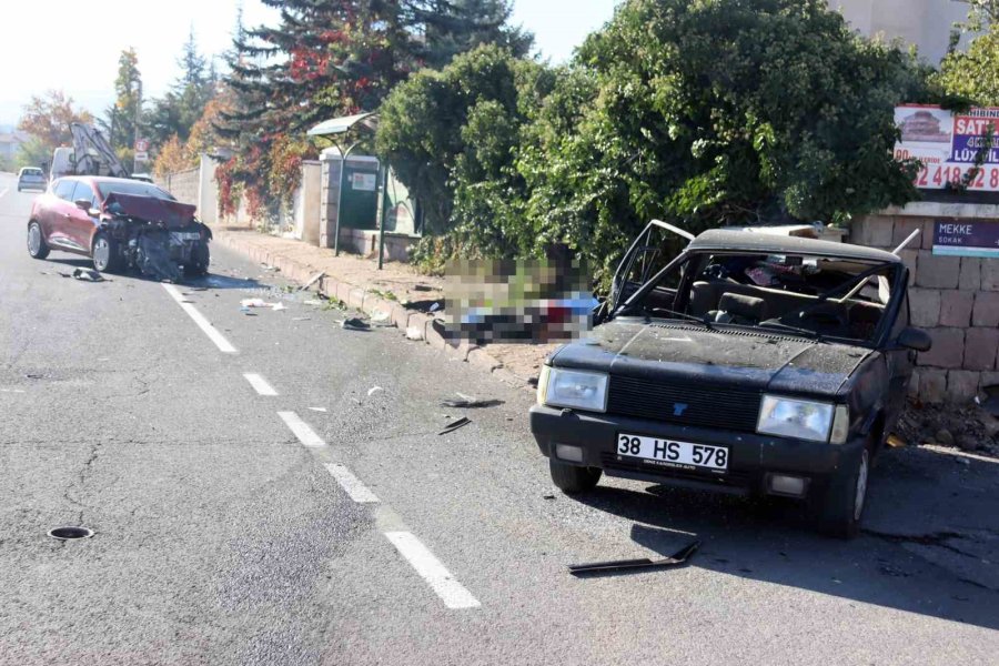 Kayseri’de Kaza Yapan Tofaş Perte Çıktı: 1 Ölü, 3 Yaralı