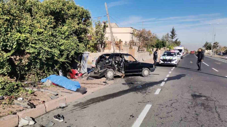 Kayseri’de Kaza Yapan Tofaş Perte Çıktı: 1 Ölü, 3 Yaralı