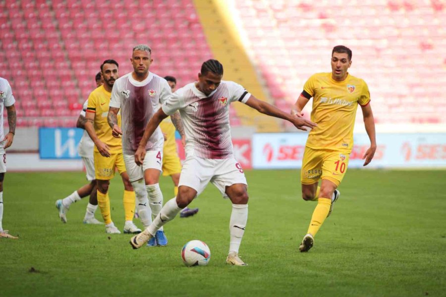 Trendyol Süper Lig: Hatayspor: 0 - Kayserispor: 0 (ilk Yarı)