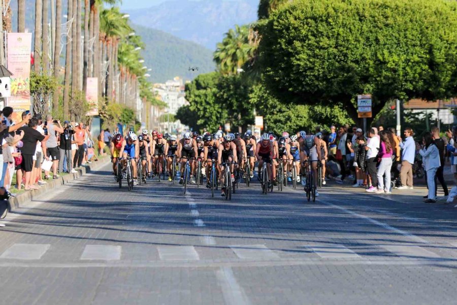 33. Alanya Triatlon Yarışması Yapıldı