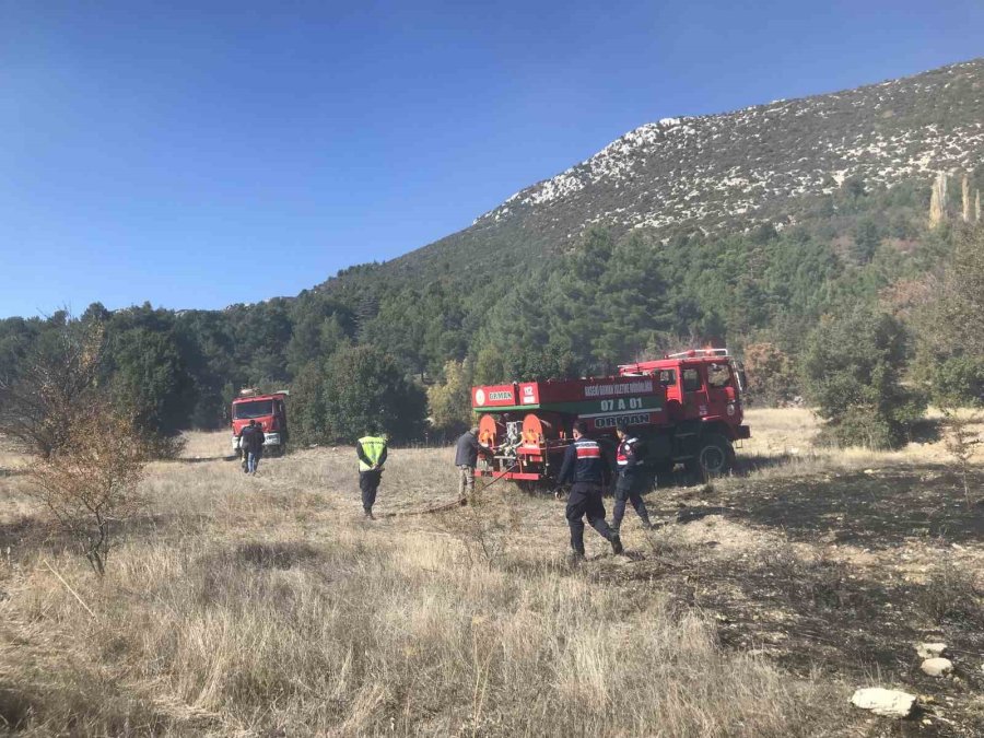 Akseki’de Tarım Arazisinde Yangın