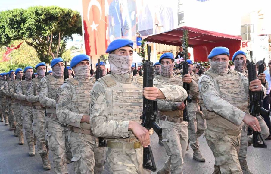 Antalya’da Cumhuriyet Coşkusu